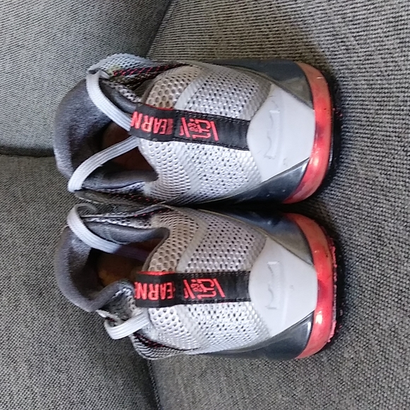 Nike Zoom Shoes - Picture 2 of 8